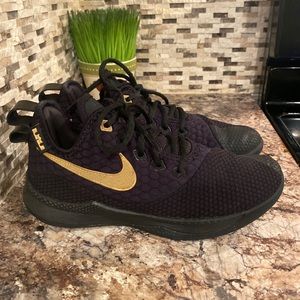 Nike Mens Lebron Witness 3 AO4433-003 Black Gold Basketball Shoes Sneaker Size 8